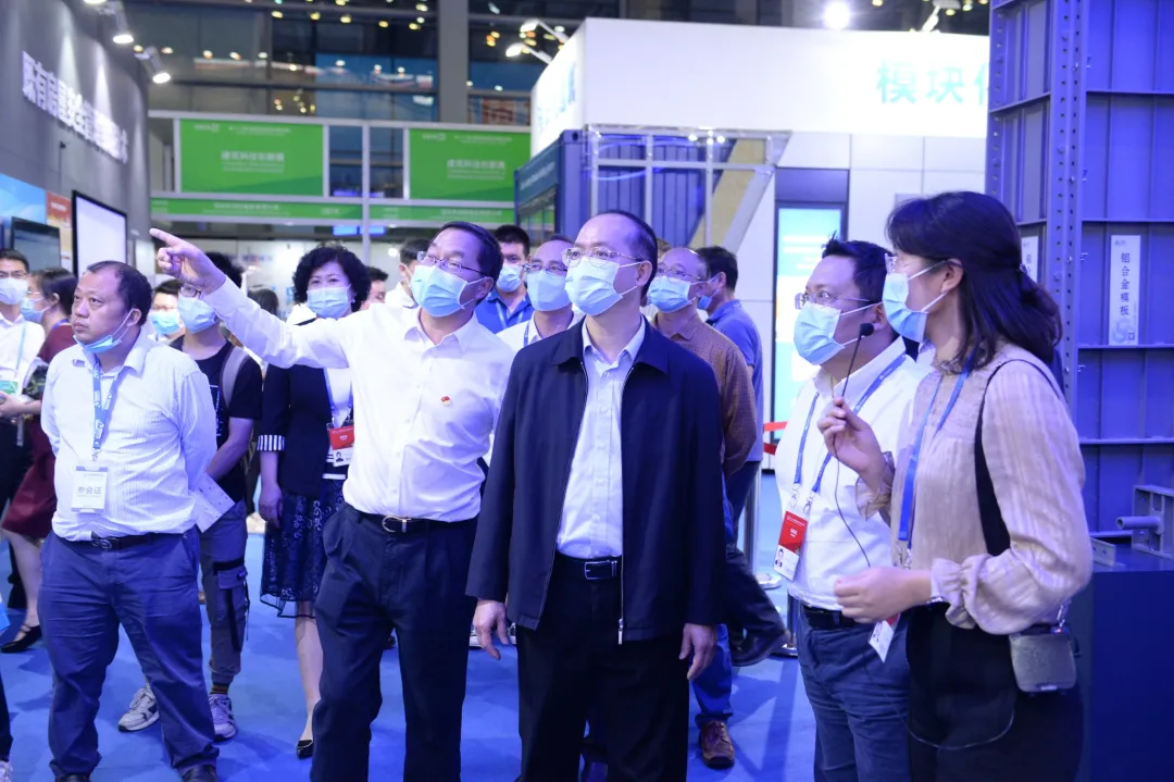 2020年建筑科技創(chuàng)新展精彩回顧：深圳市委鄭柯副書記巡館
